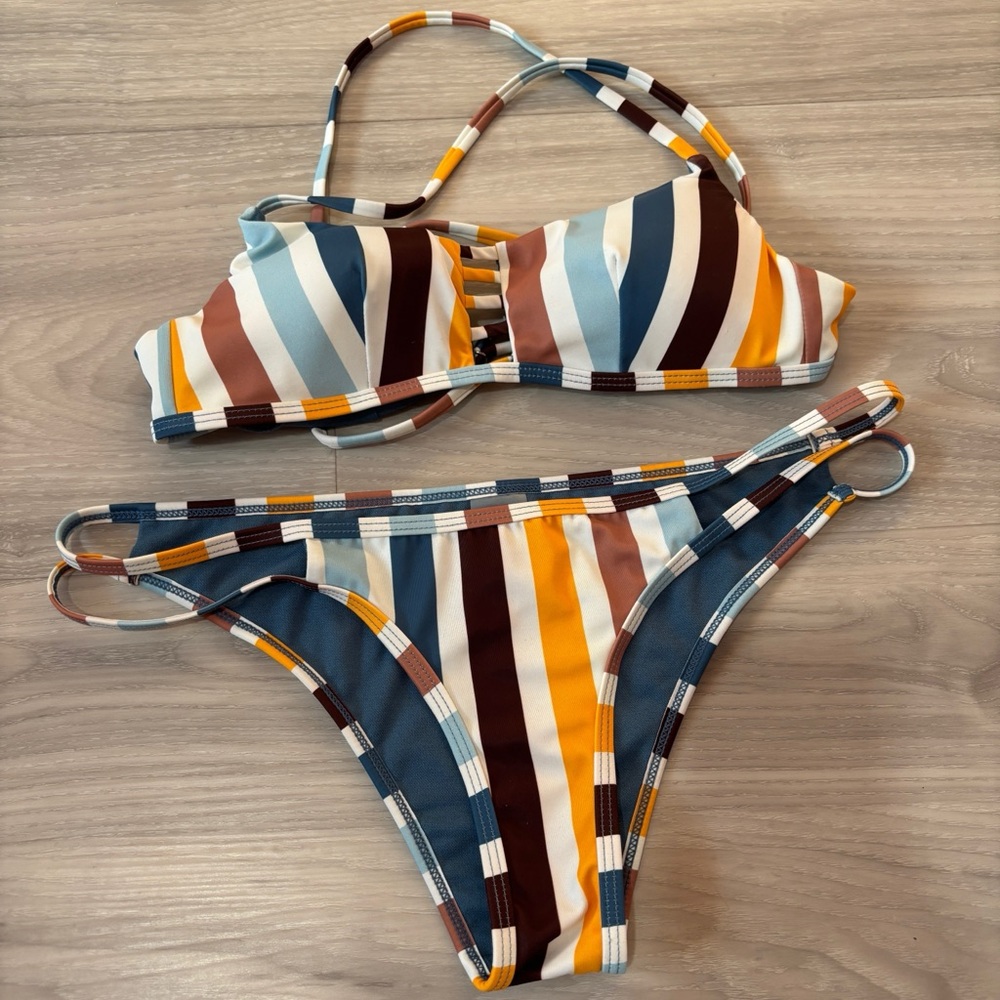 Damsel Striped Bikini Set Size Small Padded Adjustable Straps Retro Swim